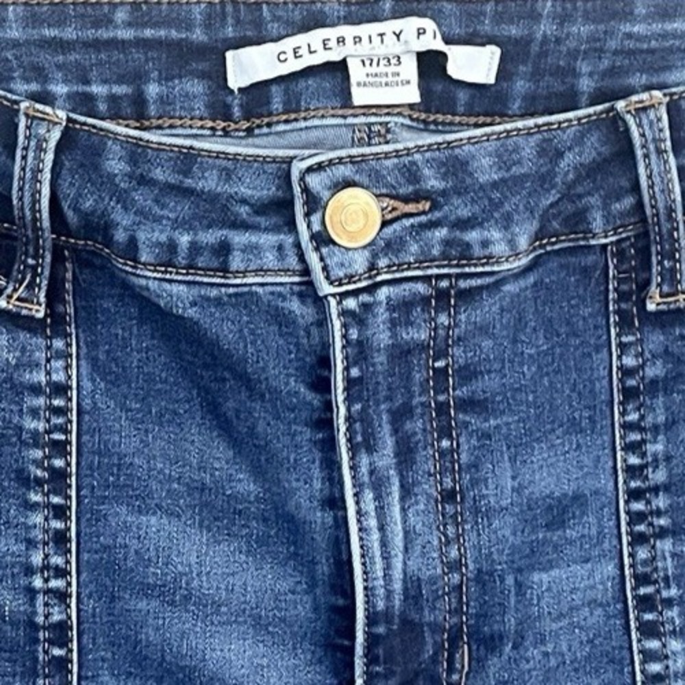 Celebrity Pink Womens Flare Jeans 17/33 Dark Wash Stretch Bell Bottom Festival - Picture 3 of 6